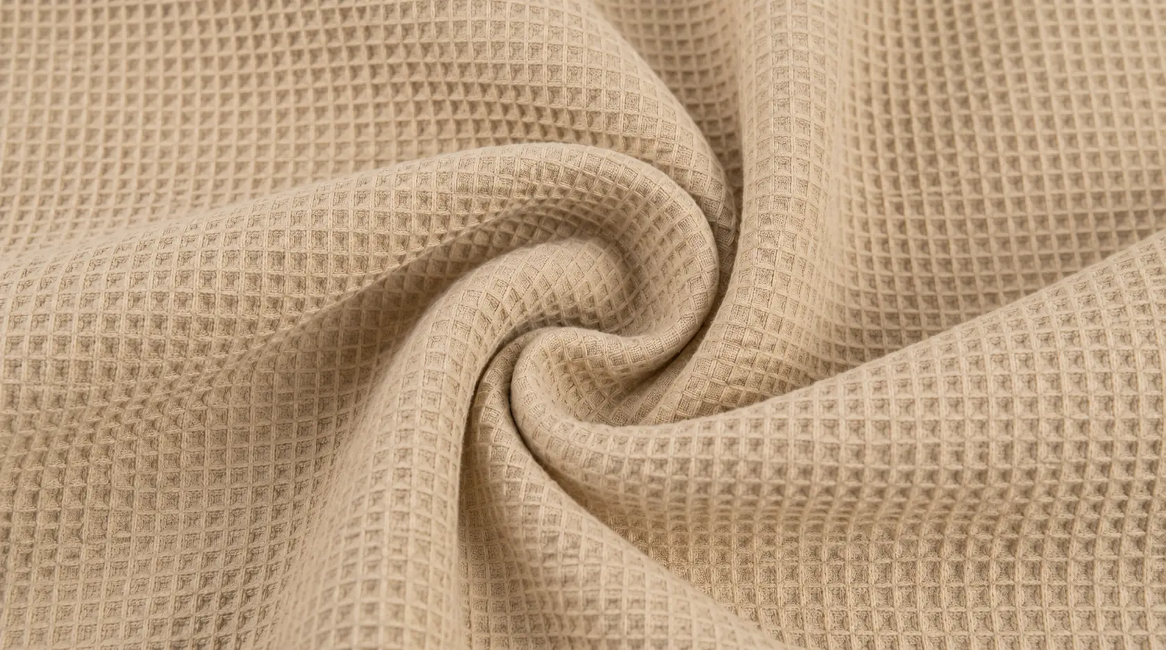 Piqué knit fabric
